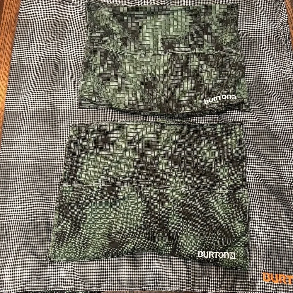 PBteen/Burton Collection Snowboard Jacket Duvet Cover &‎ 2Shams-See Measurements